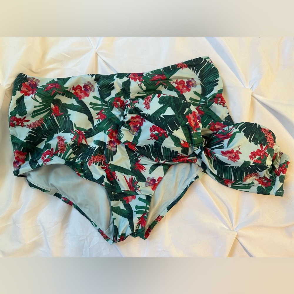 Victoria’s Secret Palm Floral Print Bikini Swim Set